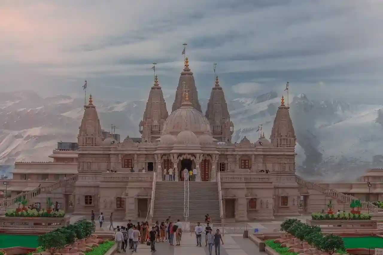 historical places in pune