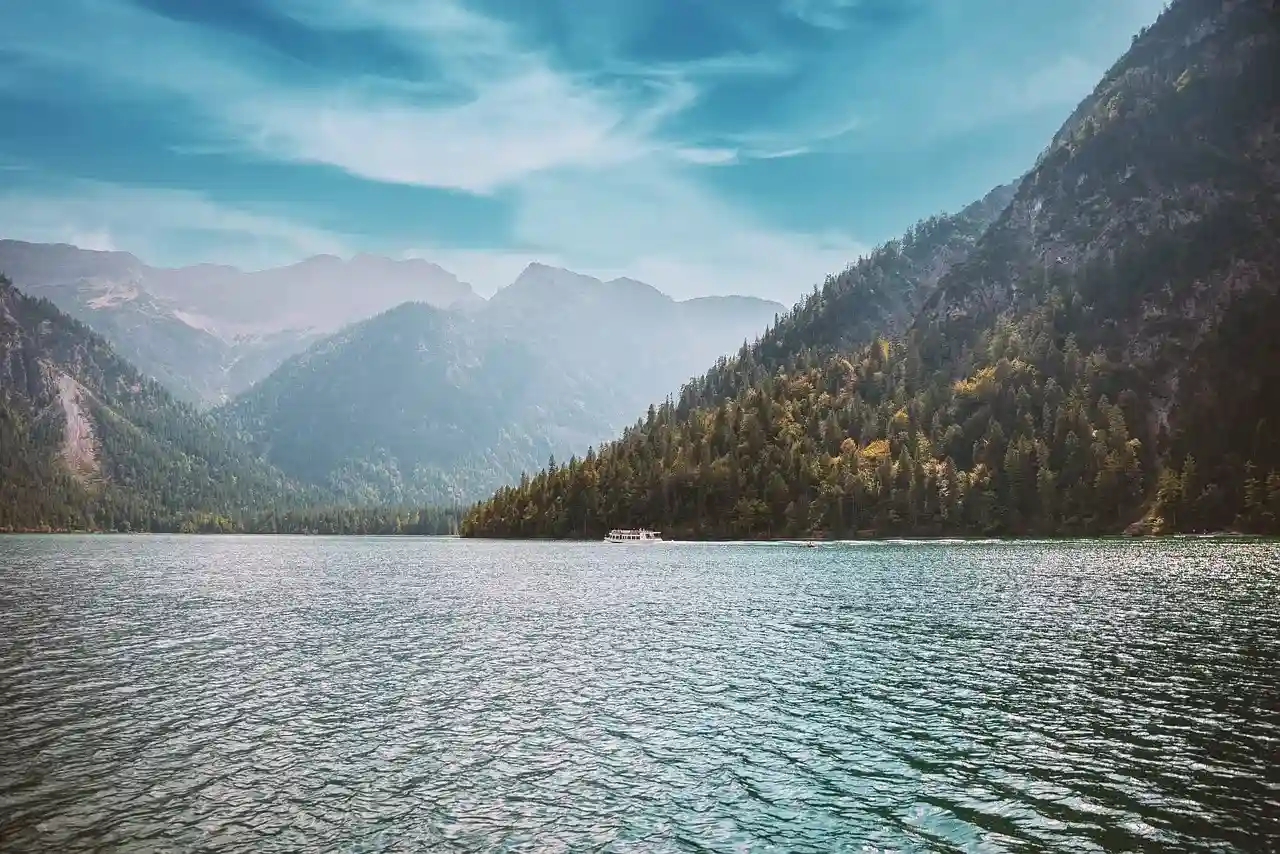 Tsomgo Lake