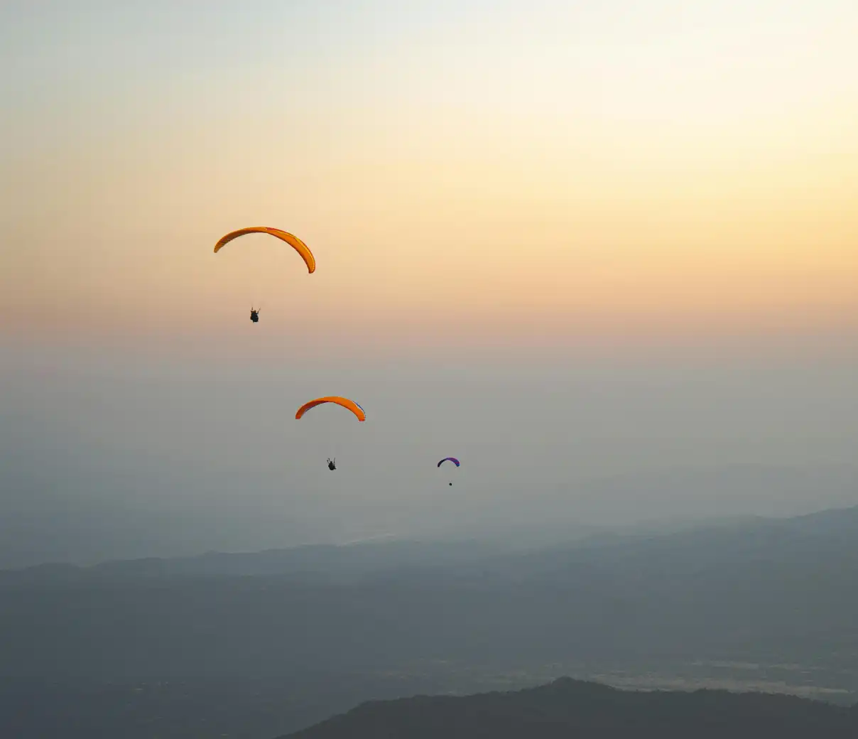 Mcleod Bir Tirthan with Paragliding & Rafting - X'mas & New Year