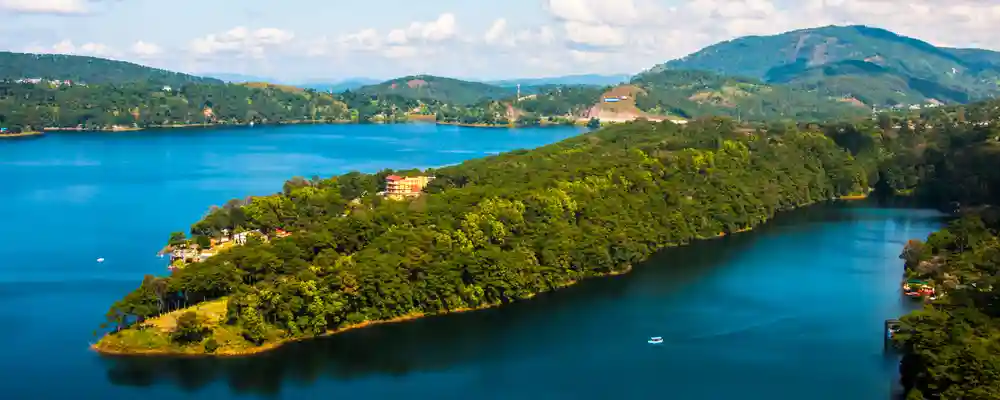 Meghalaya - The Best Place to Begin Exploring North Eastern India